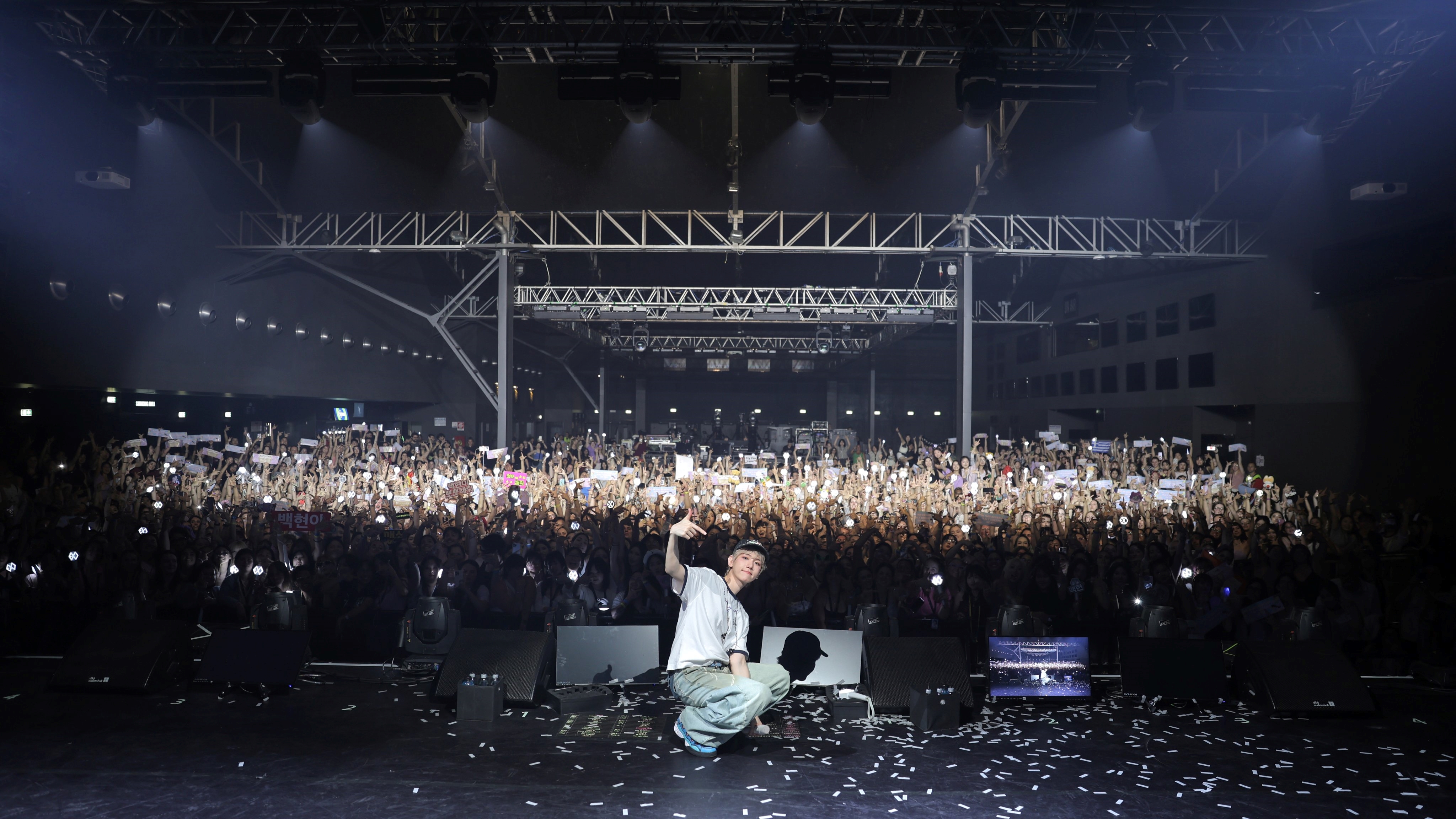 BAEKHYUN RETURNS TO VIETNAM WITH HIS SOLO CONCERT “BAEKHYUN WORLD TOUR ‘REVERIE’” IN HANOI